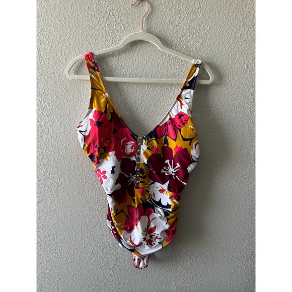 Anne Cole Signature Wallflower Plunge One-Piece - Picture 7 of 15